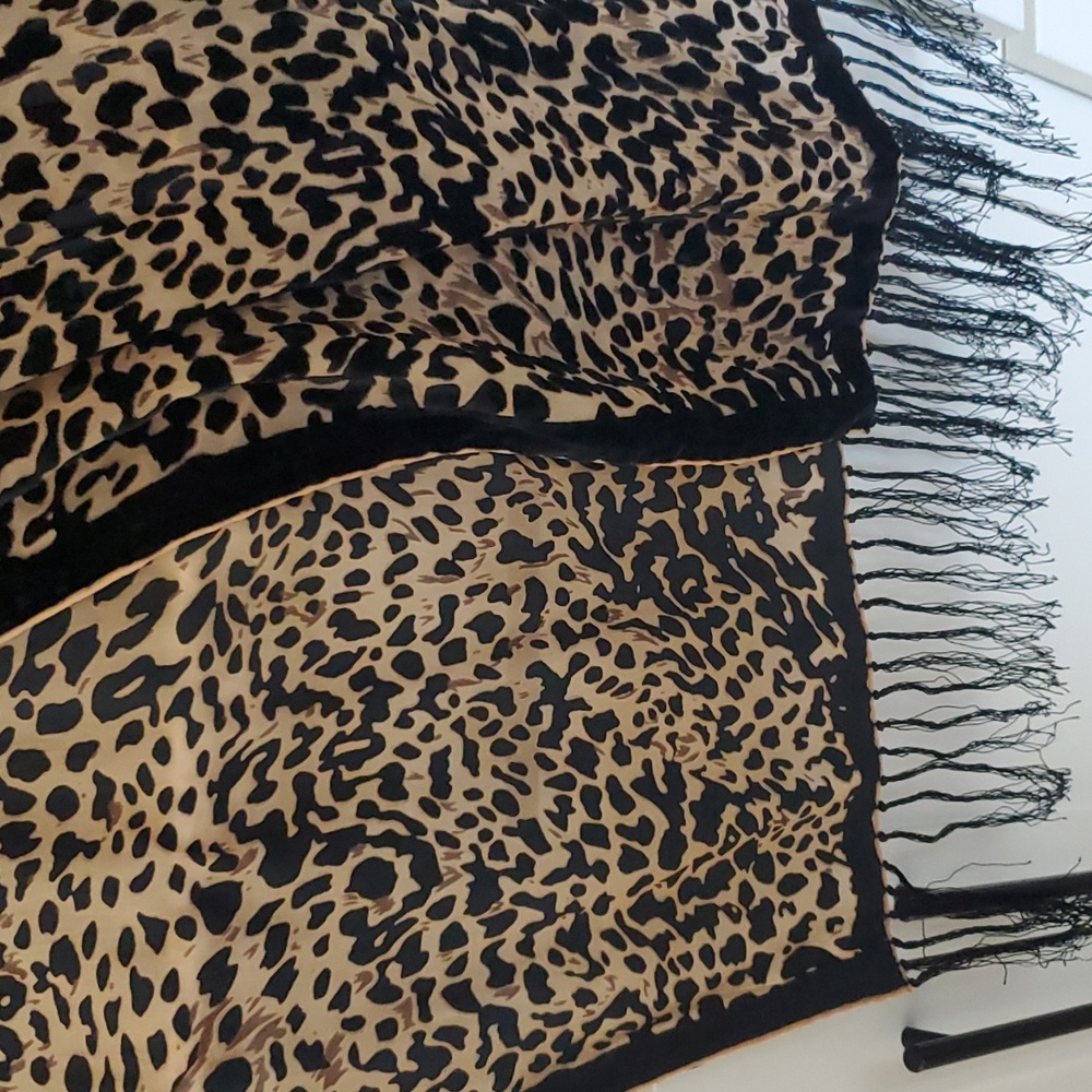 Scarf - Picture 3 of 3